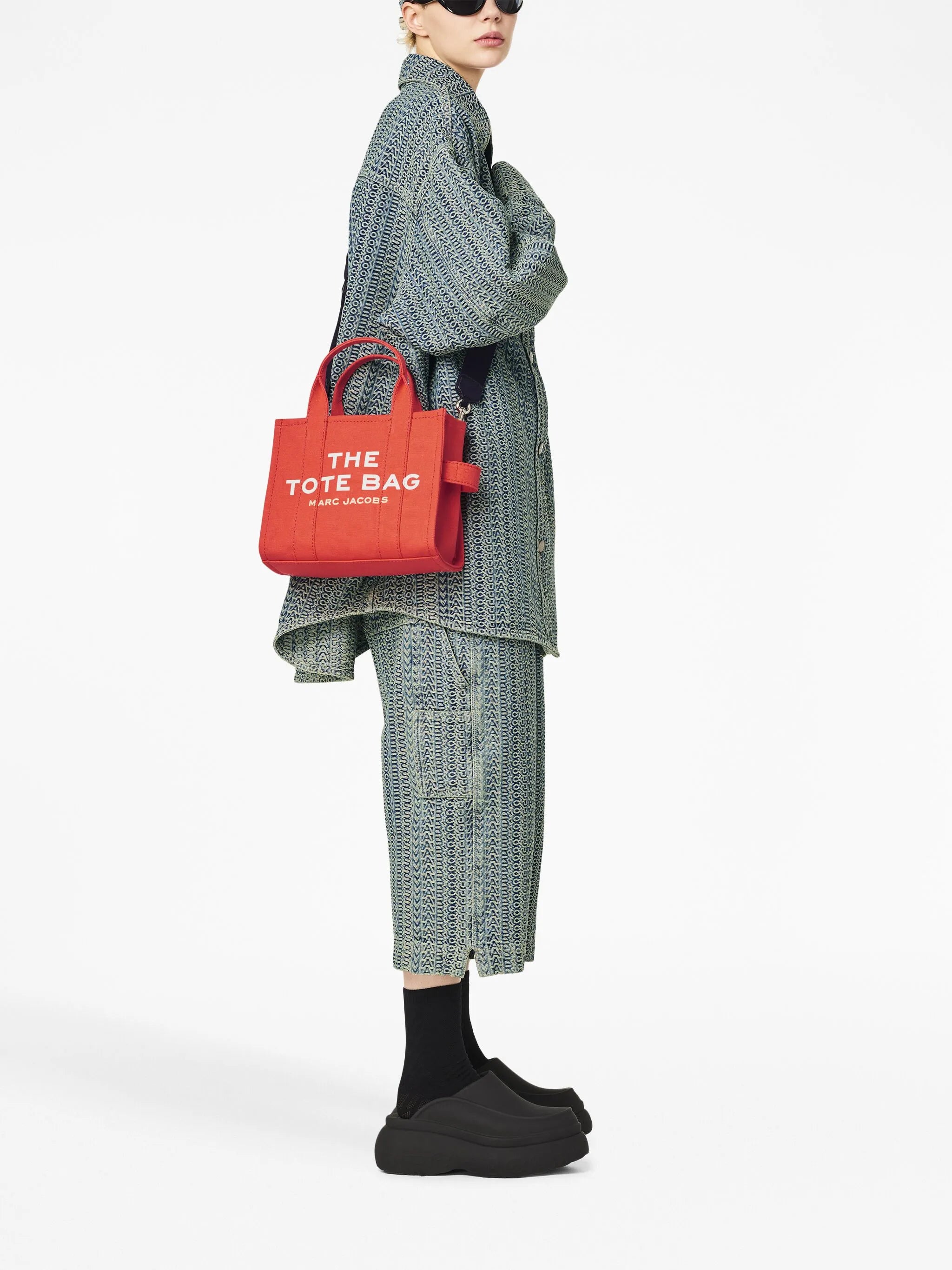 Marc Jacobs Le petit sac fourre-tout en toile rouge