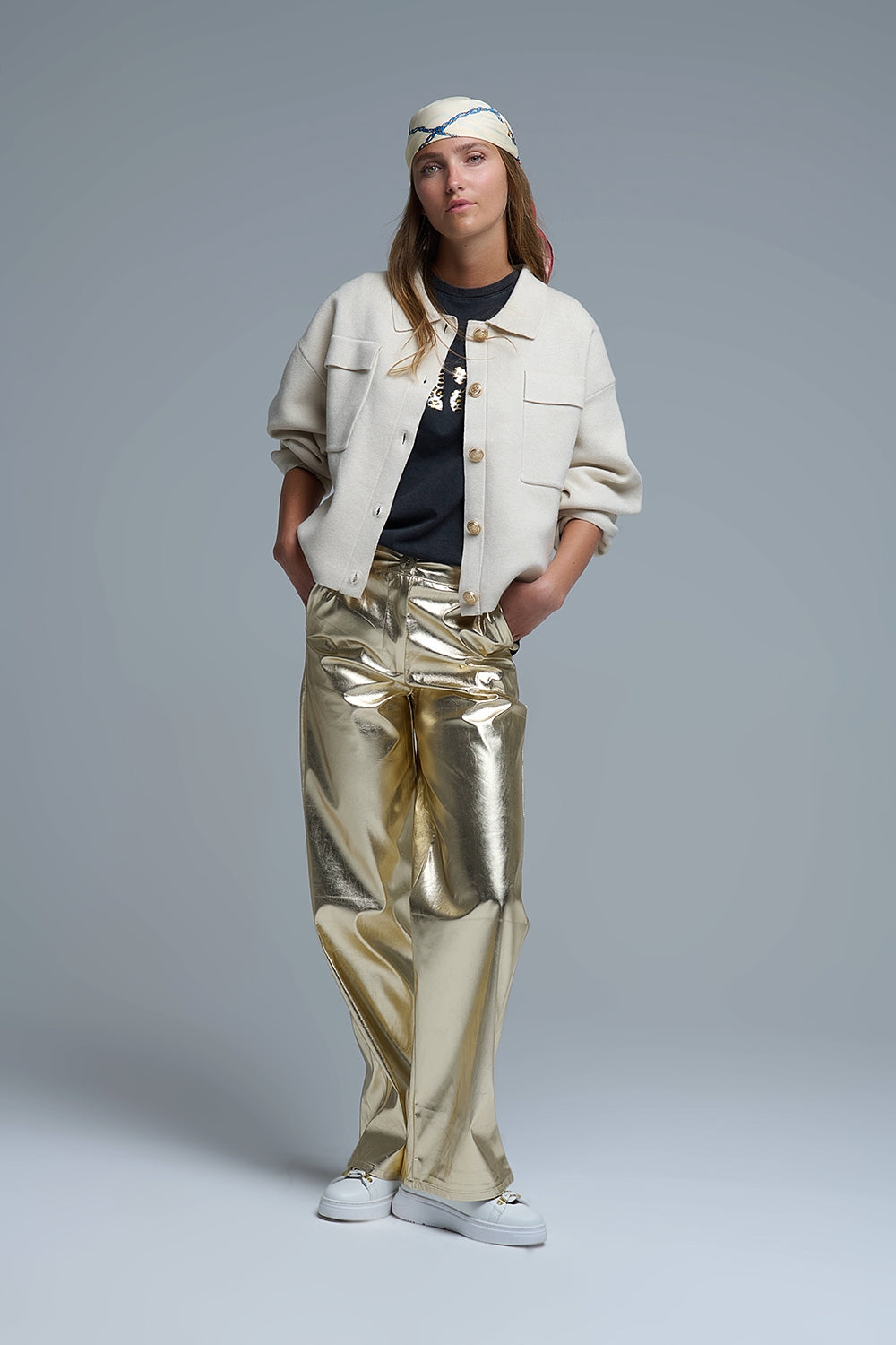 Cardigan formel décontracté en tricot avec poches poitrine en beige