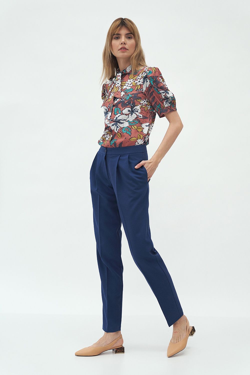  Pantalon femme model 152501 Nife 