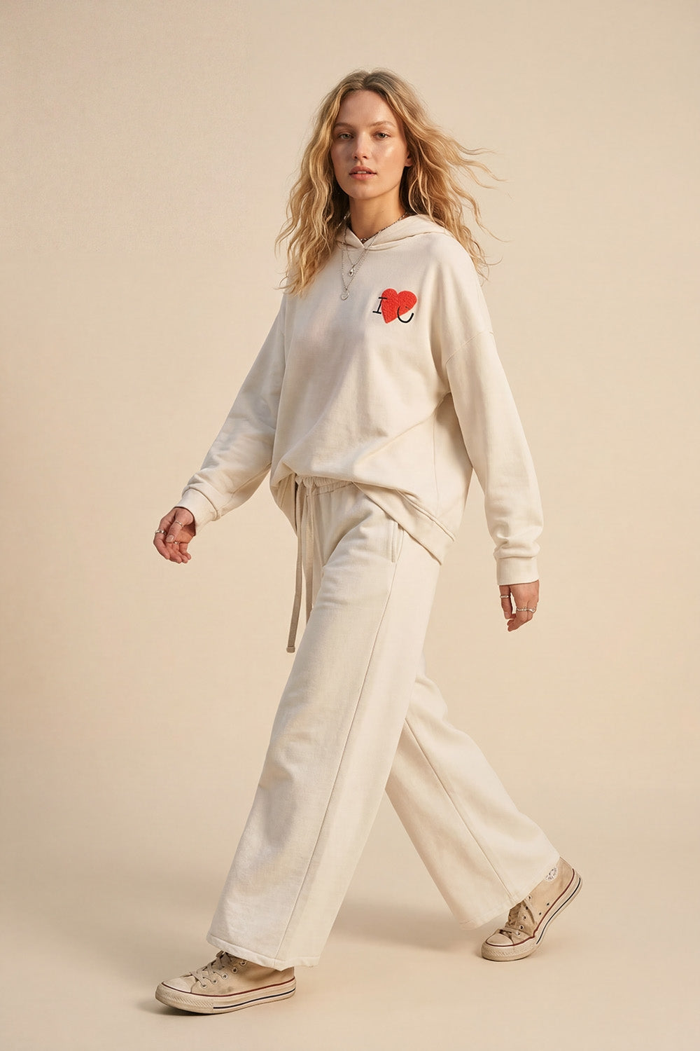 Pantalon de survêtement à coupe droite en tricot crème avec taille élastique et cravate